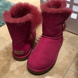 Hot pink size 6 ugg boots